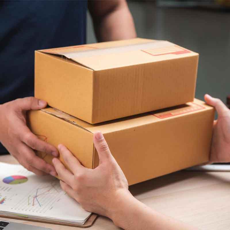 فريق شركة عمان لنقل الأثاث